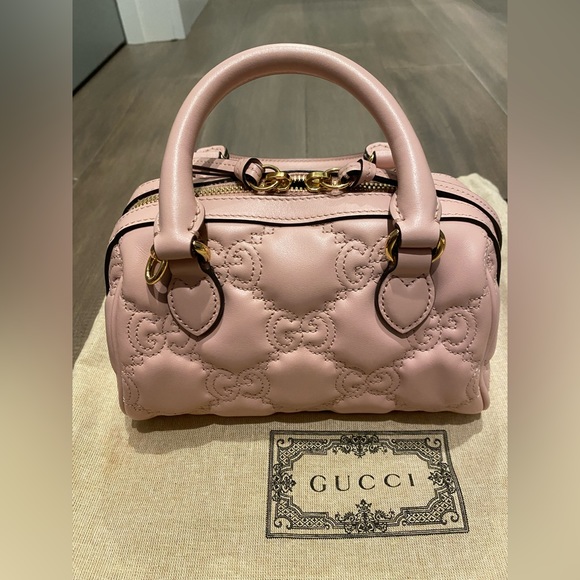 Gucci GG matelassé mini bag in pink leather - Picture 8 of 15